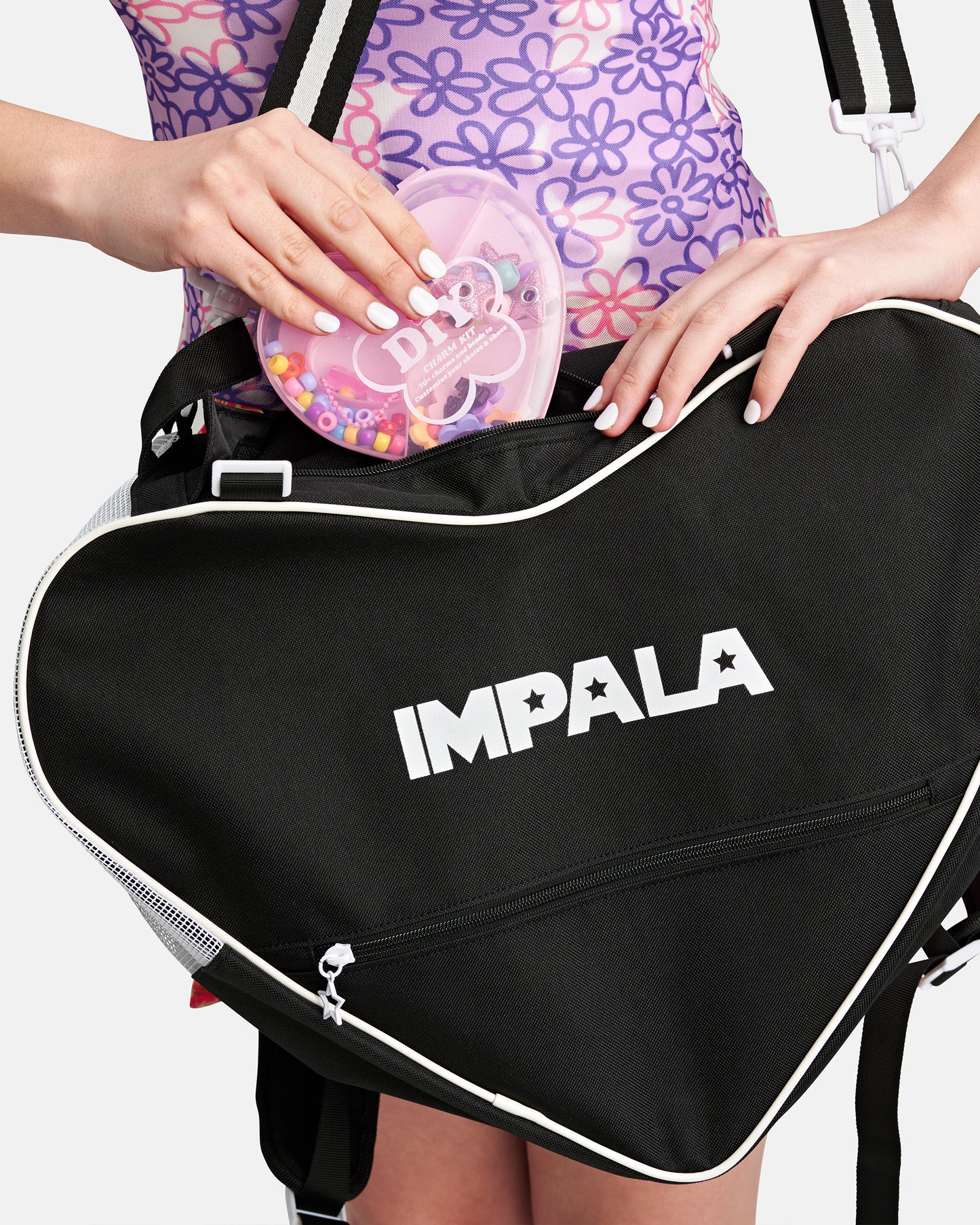Detail shot of the Impala Skate Bag - Black.