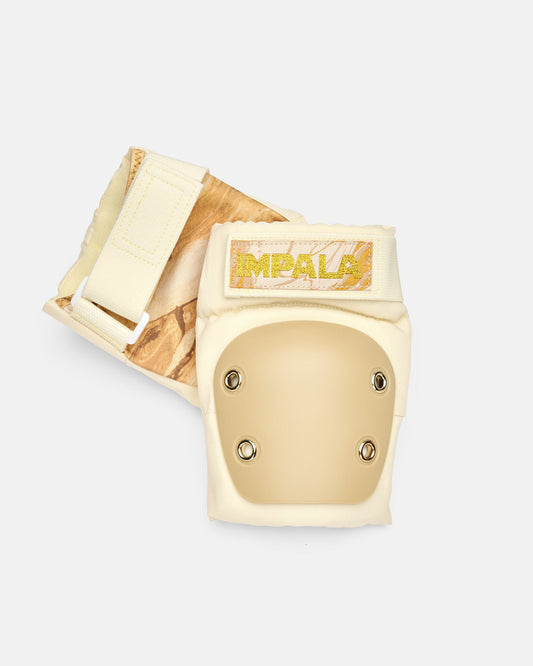 Knee pads in the Impala Protective Set - Marawa Gold. 