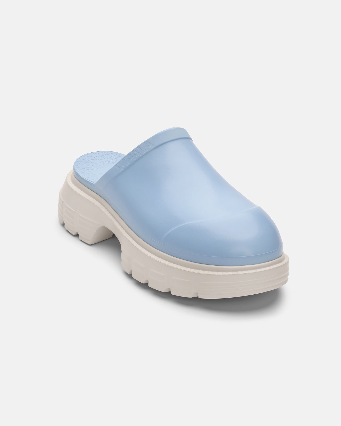 front angled Bubble Soft Mule - Blue/Cream