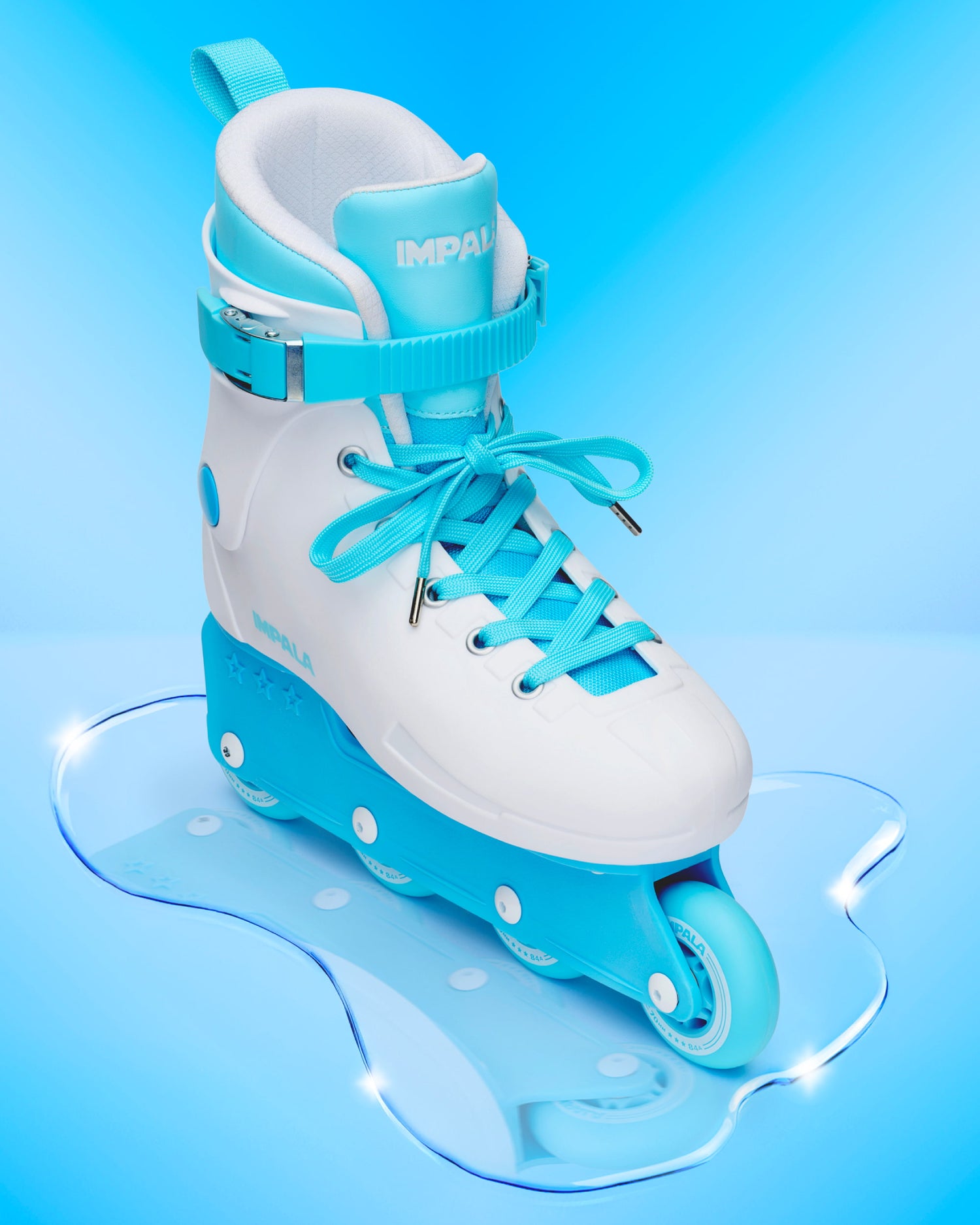 Ensemble de patins à roulettes au design moderne dessin animé simple Ensemble de patins à roulettes au design moderne dessin animé simple