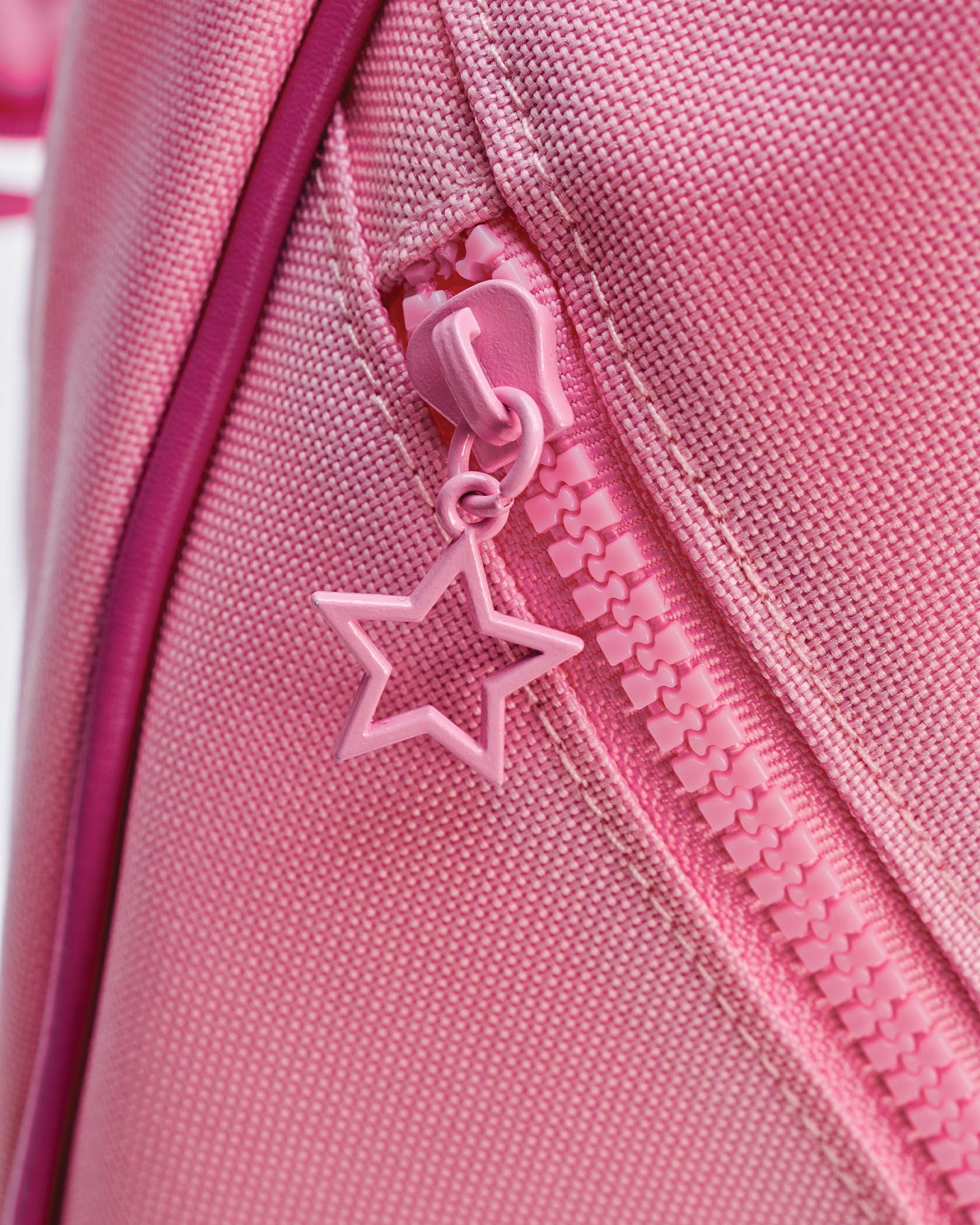 zipper detail of Impala Skate Bag - Pink